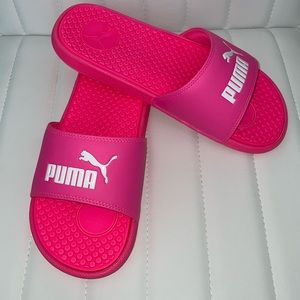 Cool Cat Women’s Slides